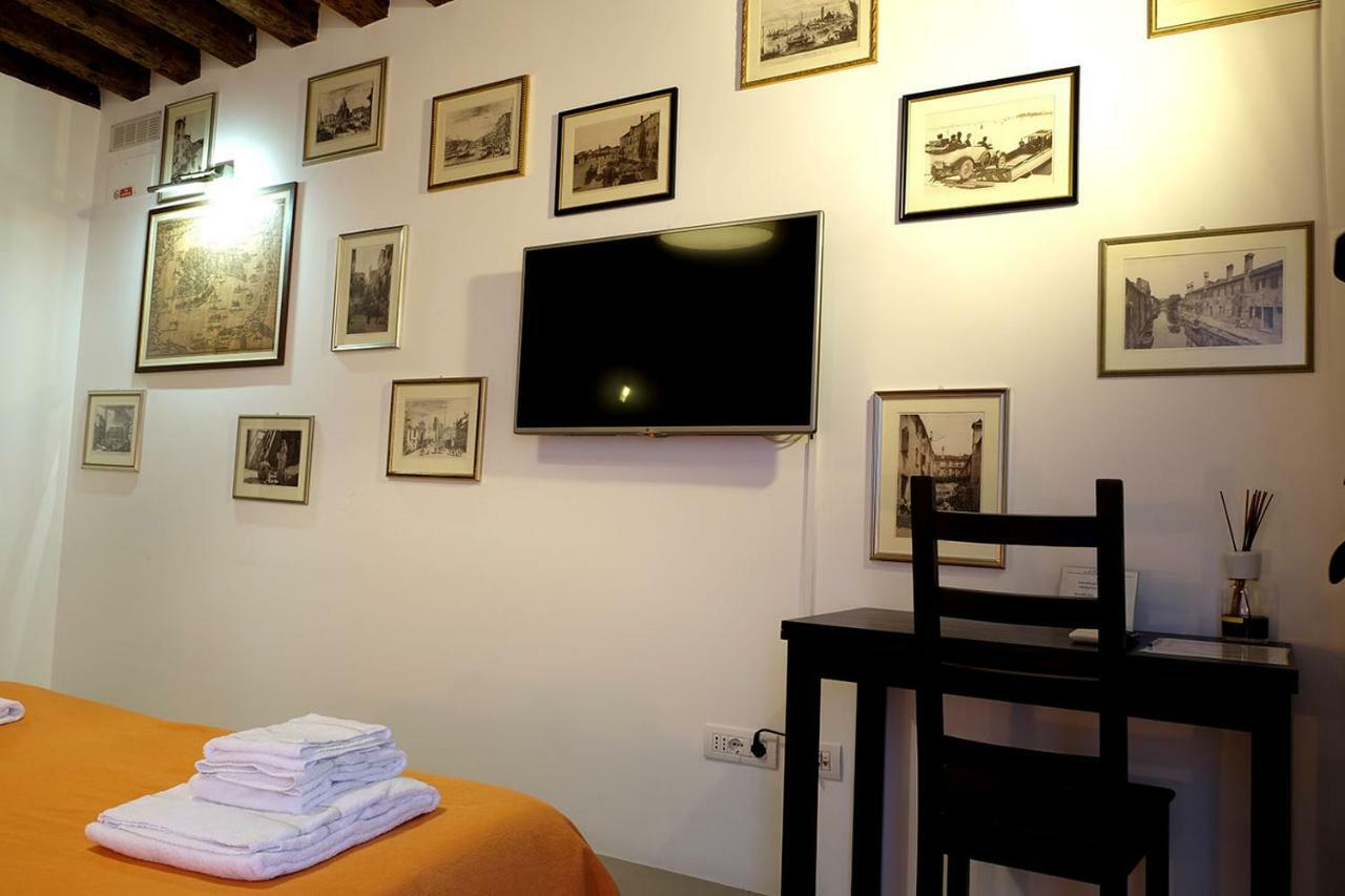Lively Castello Comfort Room Private Bath & Privacy Venetië Buitenkant foto
